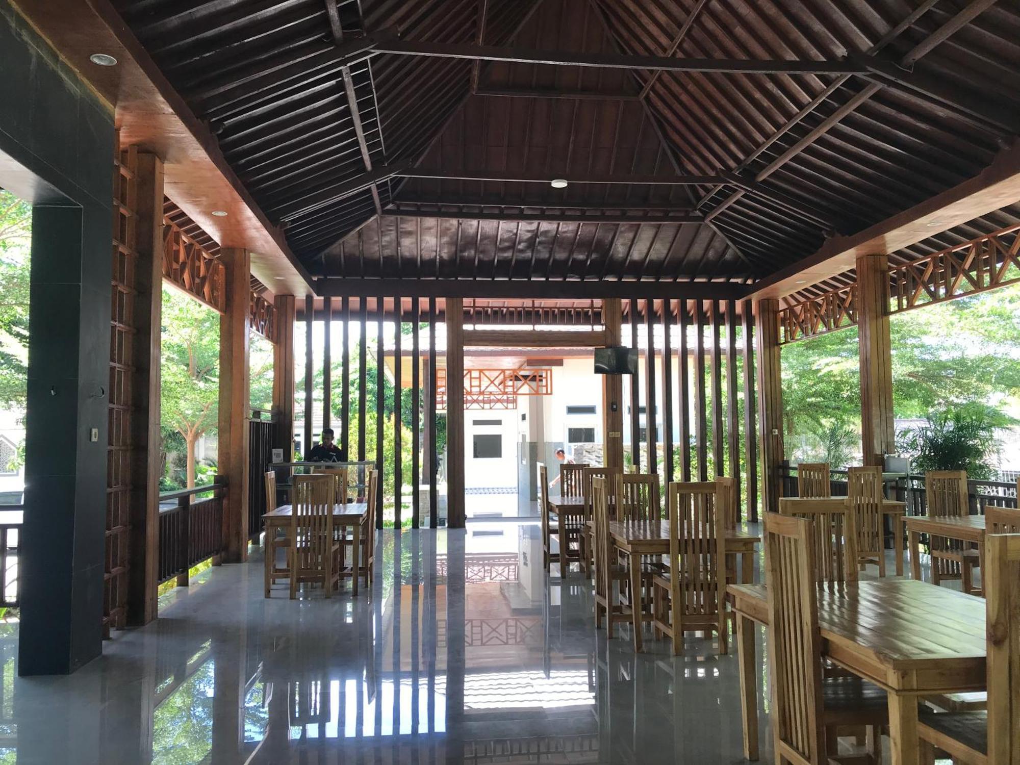 Pohon Purba Resort & Restaurant Labuhan Pandan Exteriér fotografie