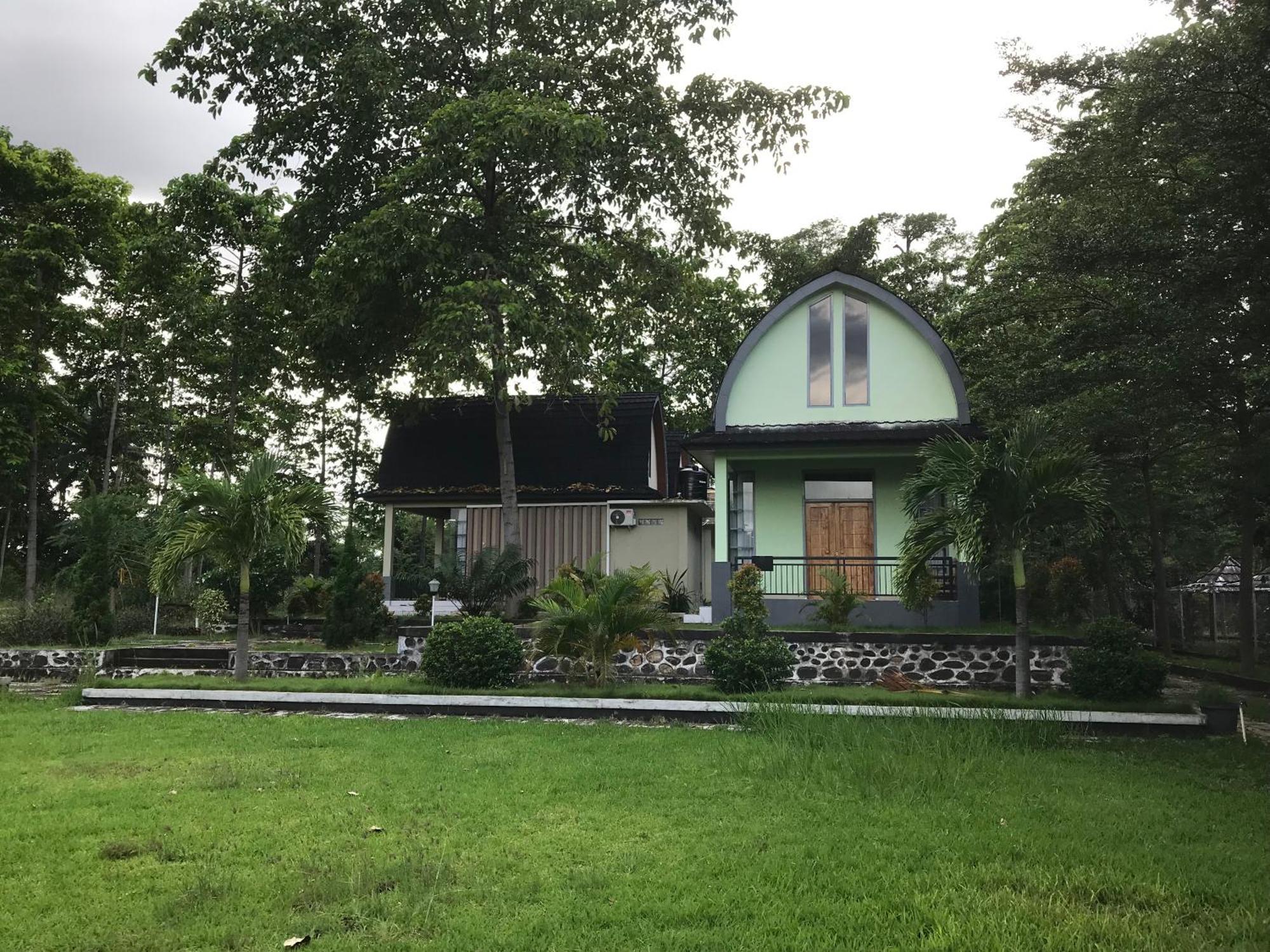 Pohon Purba Resort & Restaurant Labuhan Pandan Exteriér fotografie