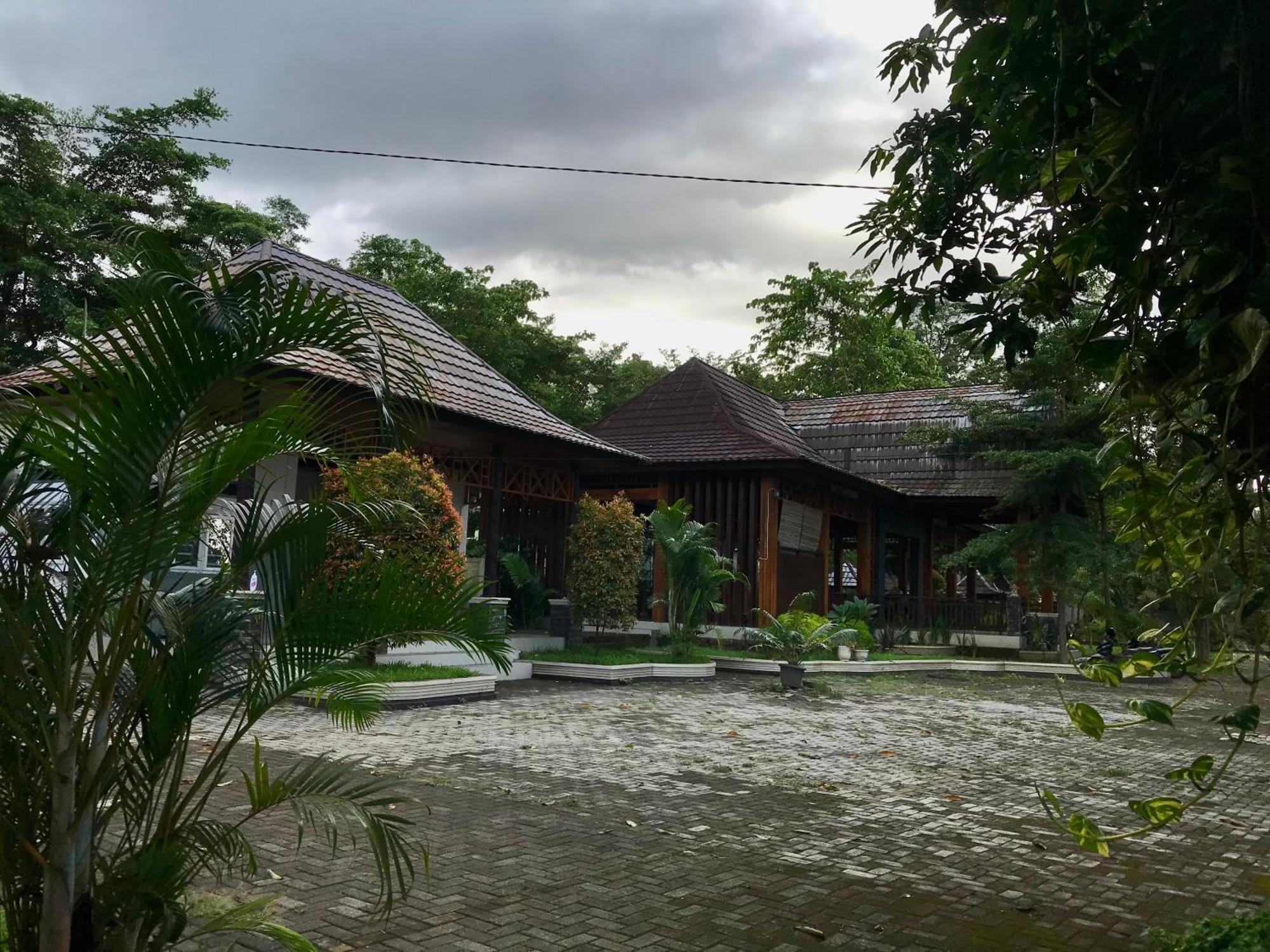 Pohon Purba Resort & Restaurant Labuhan Pandan Exteriér fotografie