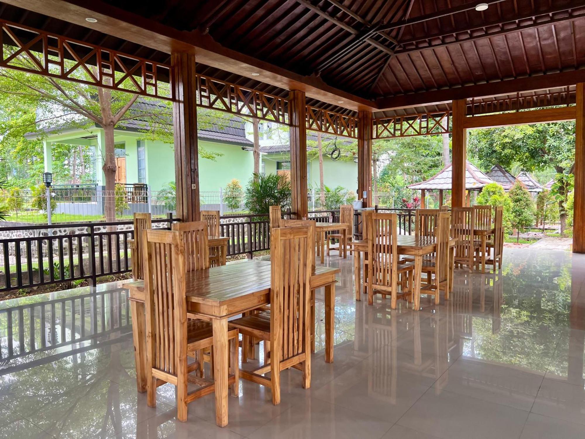 Pohon Purba Resort & Restaurant Labuhan Pandan Exteriér fotografie